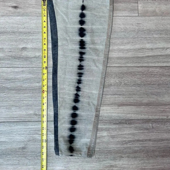 Saaksha‎ & Kinni Women's Blue Five Pocket Tie Dyed Color Block Jeans Small NWT - Picture 6 of 6